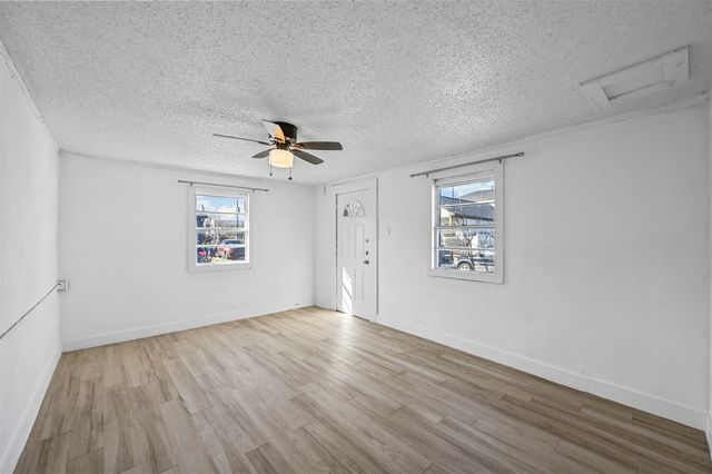 1914 Mcbroom Street 1, Dallas, TX 75212