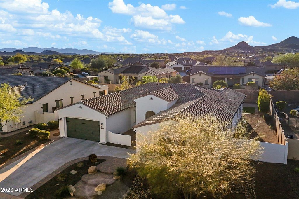 Image 40 of property listing at 32116 N 127TH Drive, Peoria, AZ 85383