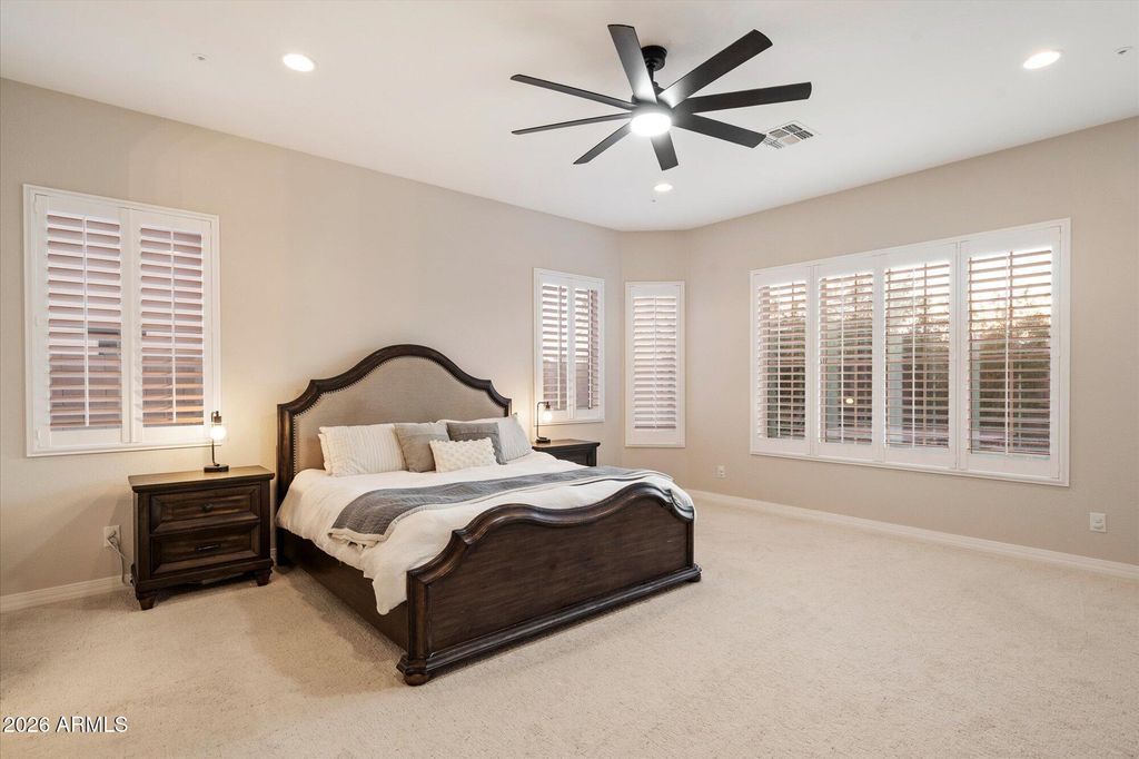 Image 8 of property listing at 32116 N 127TH Drive, Peoria, AZ 85383