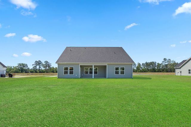 160 Furnies Place, Loris, SC 29569