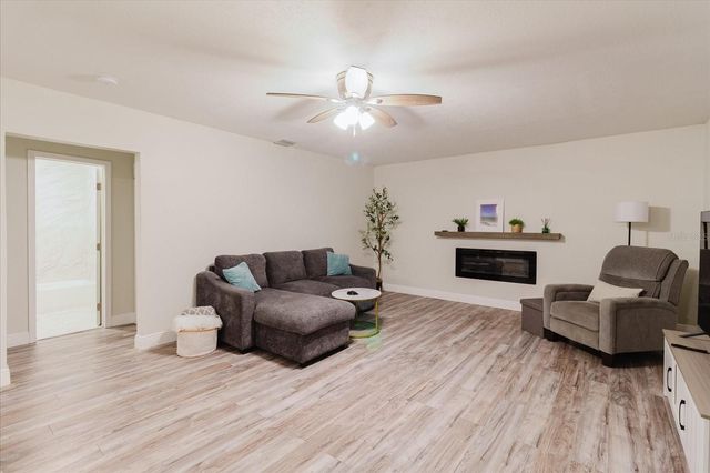 7800 WASHINGTON STREET, Port Richey, FL 34668