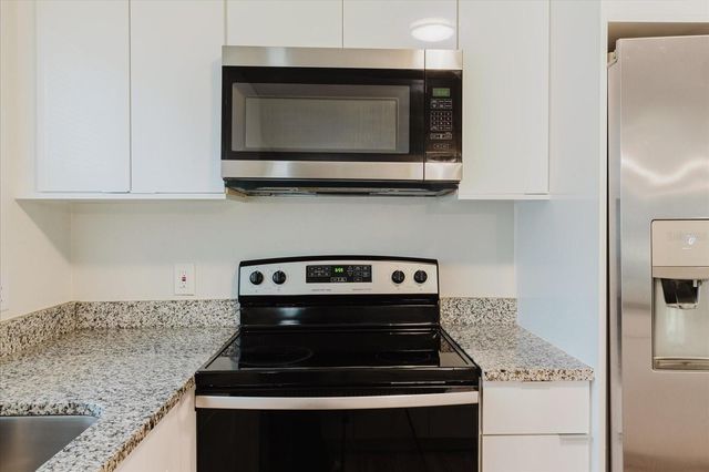 7800 WASHINGTON STREET, Port Richey, FL 34668