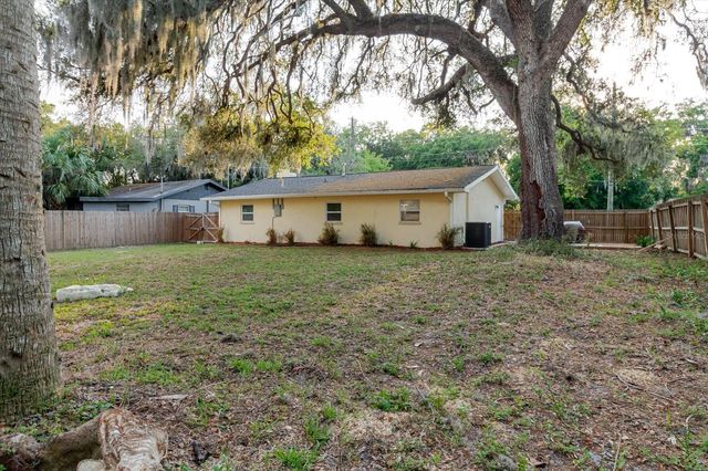 7800 WASHINGTON STREET, Port Richey, FL 34668