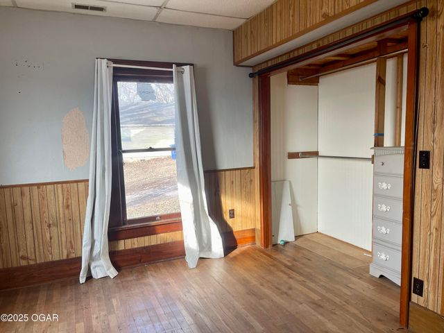 308 S 2nd Street, Sarcoxie, MO 64862