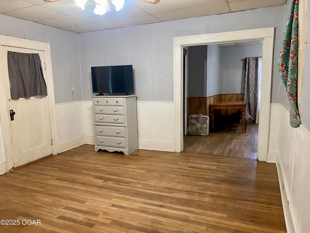 308 S 2nd Street, Sarcoxie, MO 64862