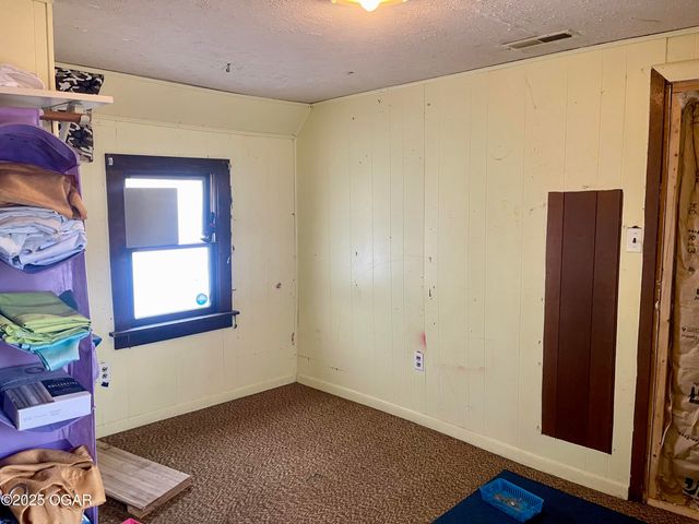 308 S 2nd Street, Sarcoxie, MO 64862