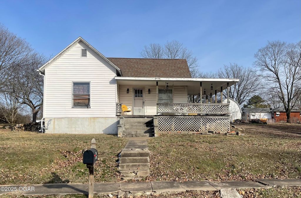 308 S 2nd Street, Sarcoxie, MO 64862