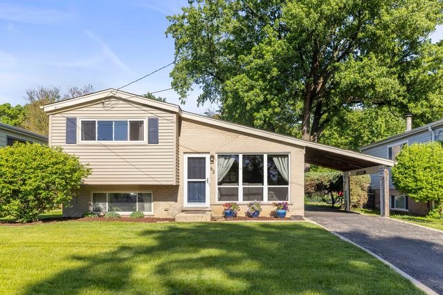 65 N Glenview Avenue, Lombard, IL 60148