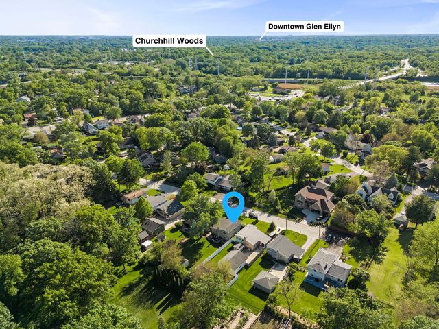 65 N Glenview Avenue, Lombard, IL 60148
