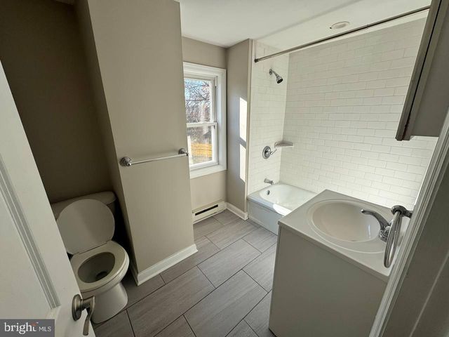 5 MAIN ST, Robbinsville, NJ 08691