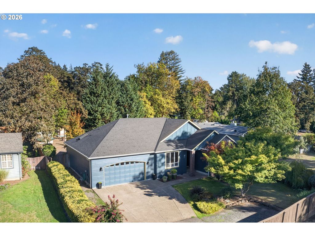 1325 Se DUSTIN Dr, Milwaukie, OR 97267