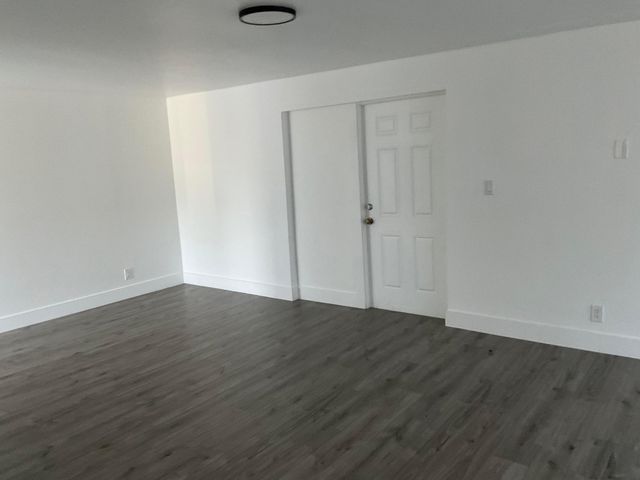 5662 Parke Avenue, West Palm Beach, FL 33407