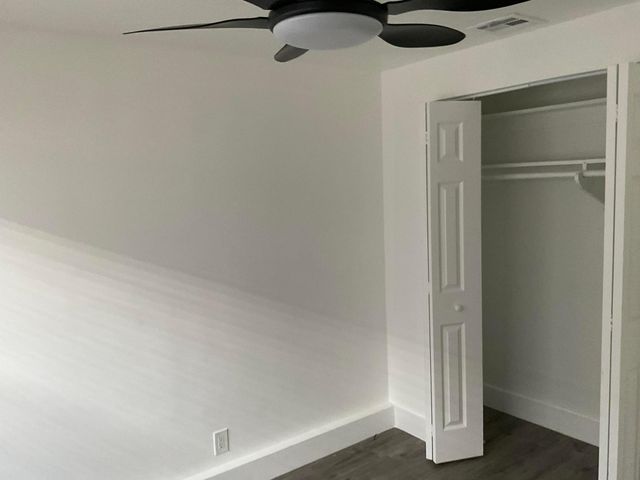 5662 Parke Avenue, West Palm Beach, FL 33407