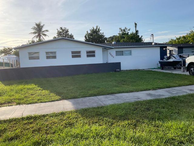 5662 Parke Avenue, West Palm Beach, FL 33407