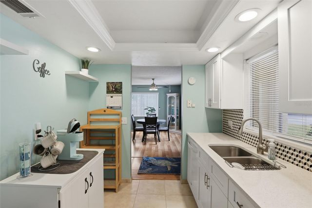 3710 EL POINIER COURT 511, Sarasota, FL 34232