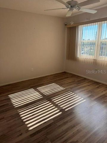 801 83RD AVENUE N 310, St Petersburg, FL 33702
