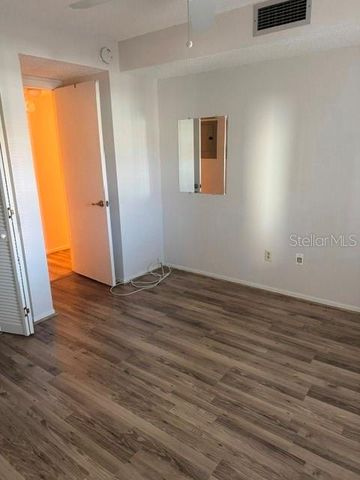 801 83RD AVENUE N 310, St Petersburg, FL 33702