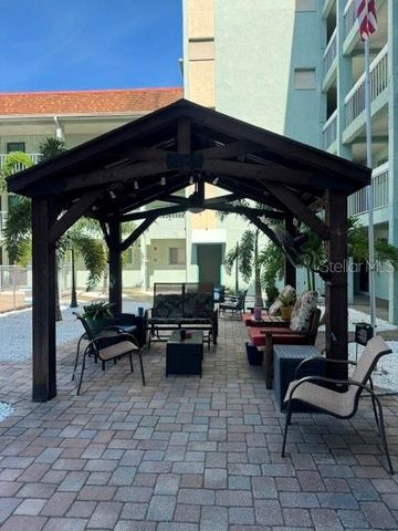 801 83RD AVENUE N 310, St Petersburg, FL 33702