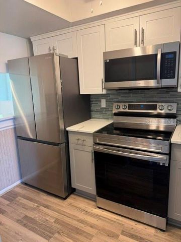 801 83RD AVENUE N 310, St Petersburg, FL 33702