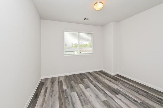 10939 Myrtle Oak Street, Houston, TX 77016