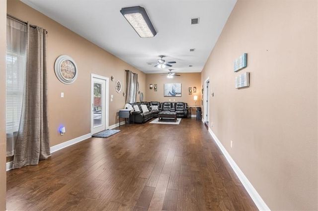 7112 Raleigh Boulevard, Mobile, AL 36695