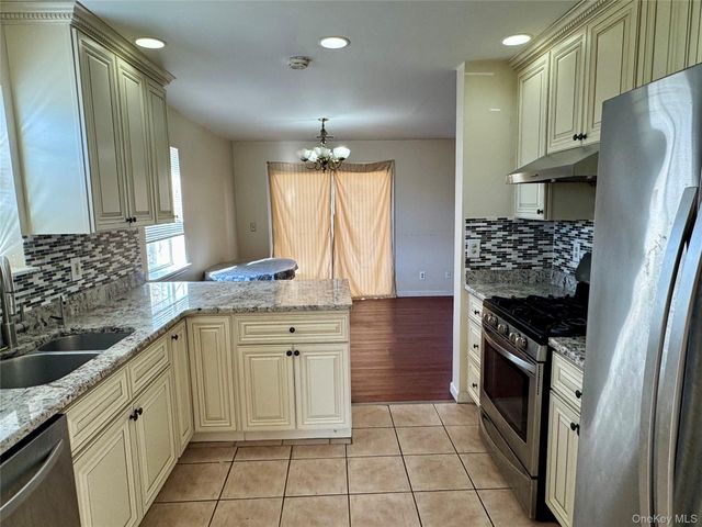 47 Brick Pond Road, Middletown, NY 10940