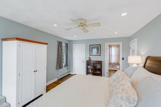 54 Old Merrill St, Amesbury, MA 01913