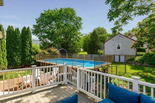 54 Old Merrill St, Amesbury, MA 01913