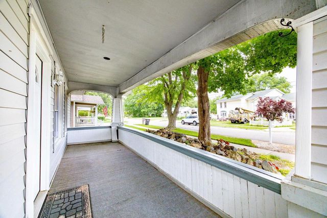 133 S Clear Lake Avenue, Milton, WI 53563