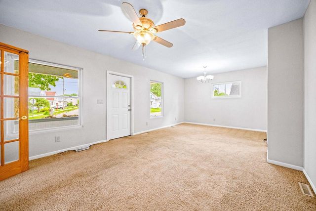 133 S Clear Lake Avenue, Milton, WI 53563