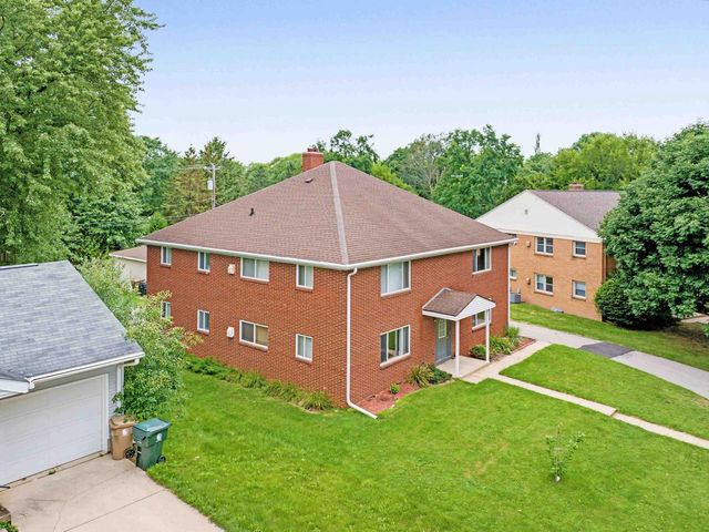 426 RUSHMORE Lane, Madison, WI 53711