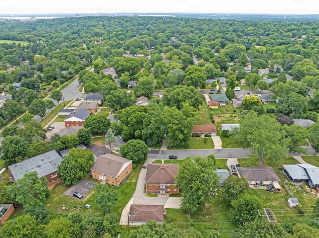 426 RUSHMORE Lane, Madison, WI 53711
