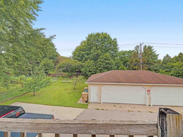 426 RUSHMORE Lane, Madison, WI 53711