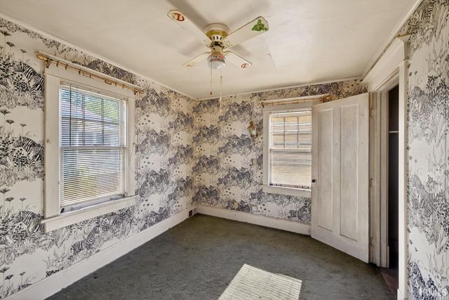 608 N Michigan Street, Plymouth, IN 46563