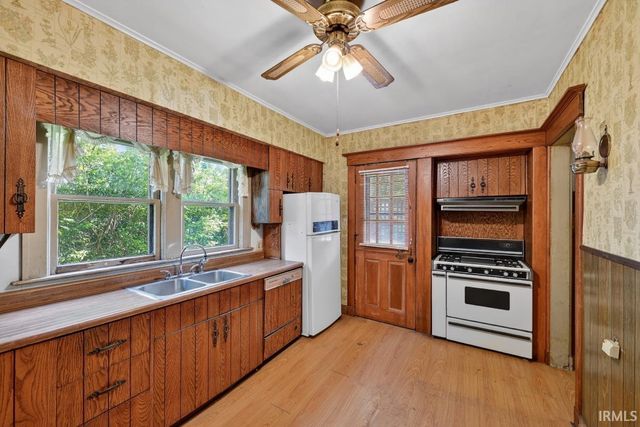608 N Michigan Street, Plymouth, IN 46563