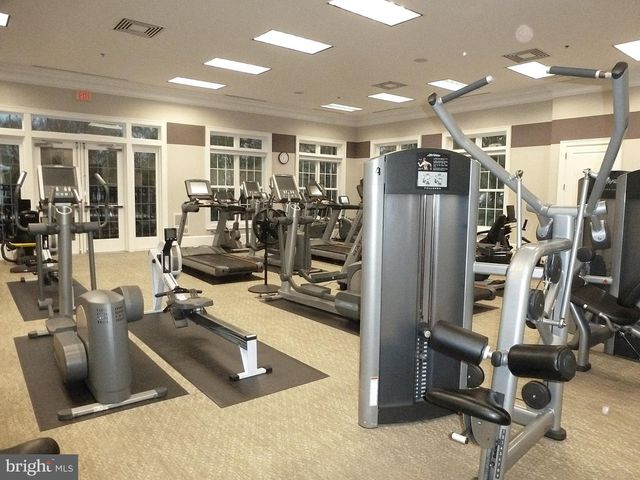 44351 OAKMONT MANOR SQ, Ashburn, VA 20147
