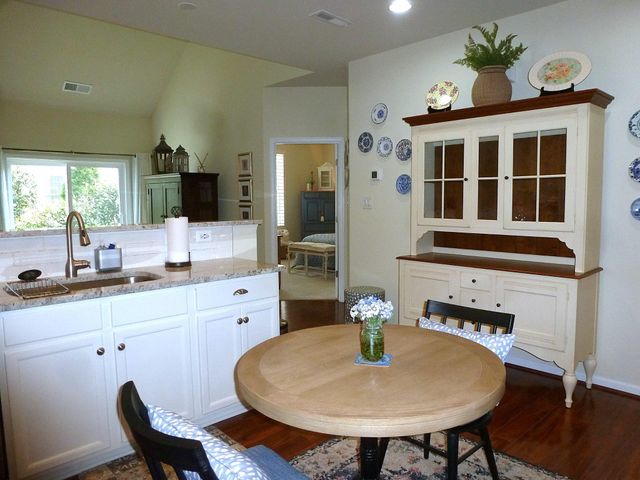 44351 OAKMONT MANOR SQ, Ashburn, VA 20147