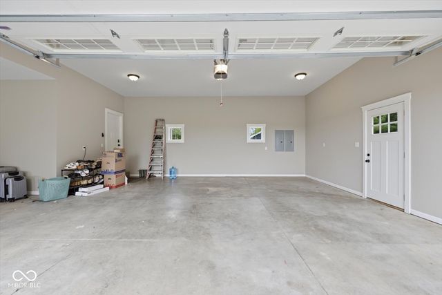4097 N 200 E, Shelbyville, IN 46176
