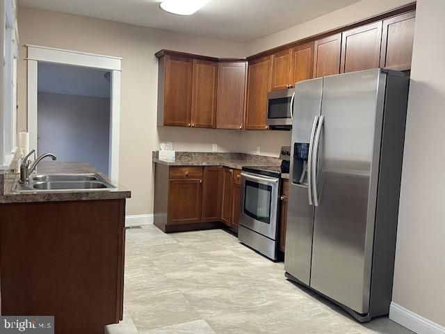 346 COOLIDGE AVE, Carneys Point, NJ 08069