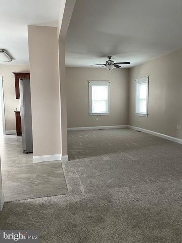 346 COOLIDGE AVE, Carneys Point, NJ 08069