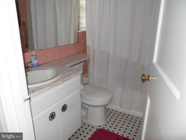 223 MAYER ST, Reading, PA 19606