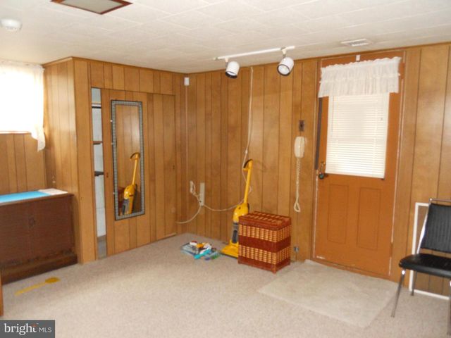 223 MAYER ST, Reading, PA 19606