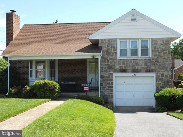 223 MAYER ST, Reading, PA 19606