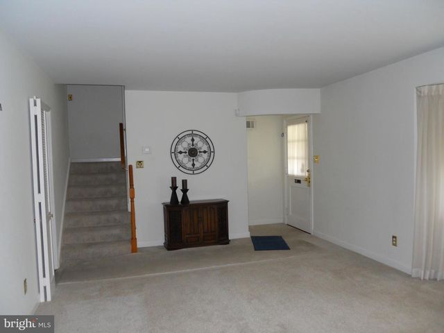 223 MAYER ST, Reading, PA 19606