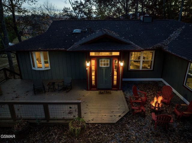 240 Bob Hollow Road, Sevierville, TN 37876