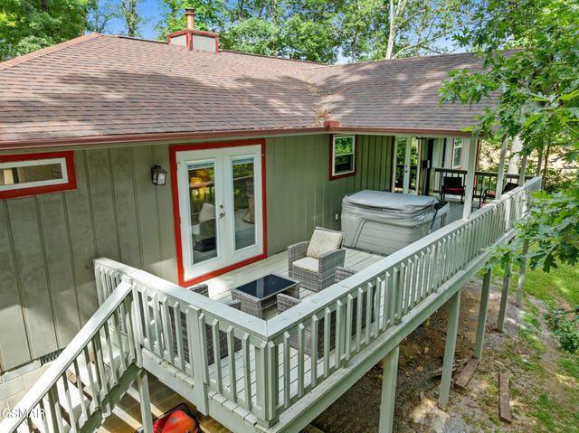 240 Bob Hollow Road, Sevierville, TN 37876