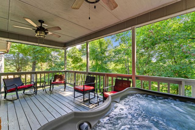 240 Bob Hollow Road, Sevierville, TN 37876