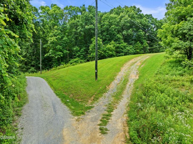 240 Bob Hollow Road, Sevierville, TN 37876
