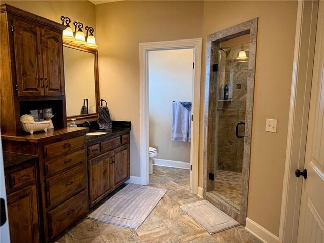 626 Liberty Road, Smithville, MO 64089