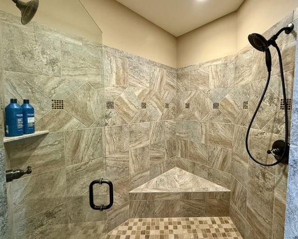 626 Liberty Road, Smithville, MO 64089